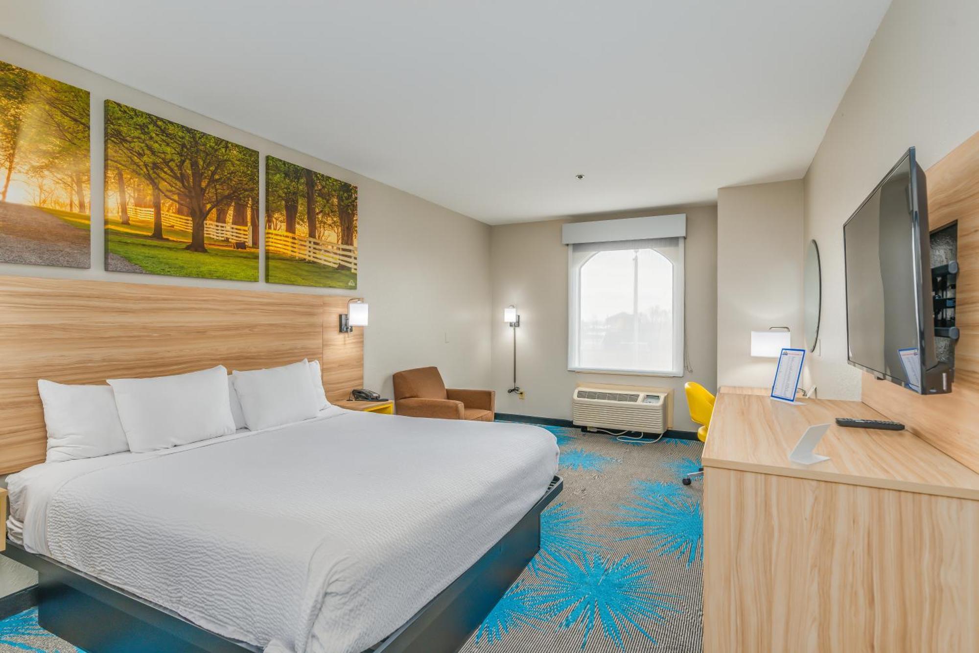 Days Inn & Suites By Wyndham Prattville-Montgomery Zewnętrze zdjęcie