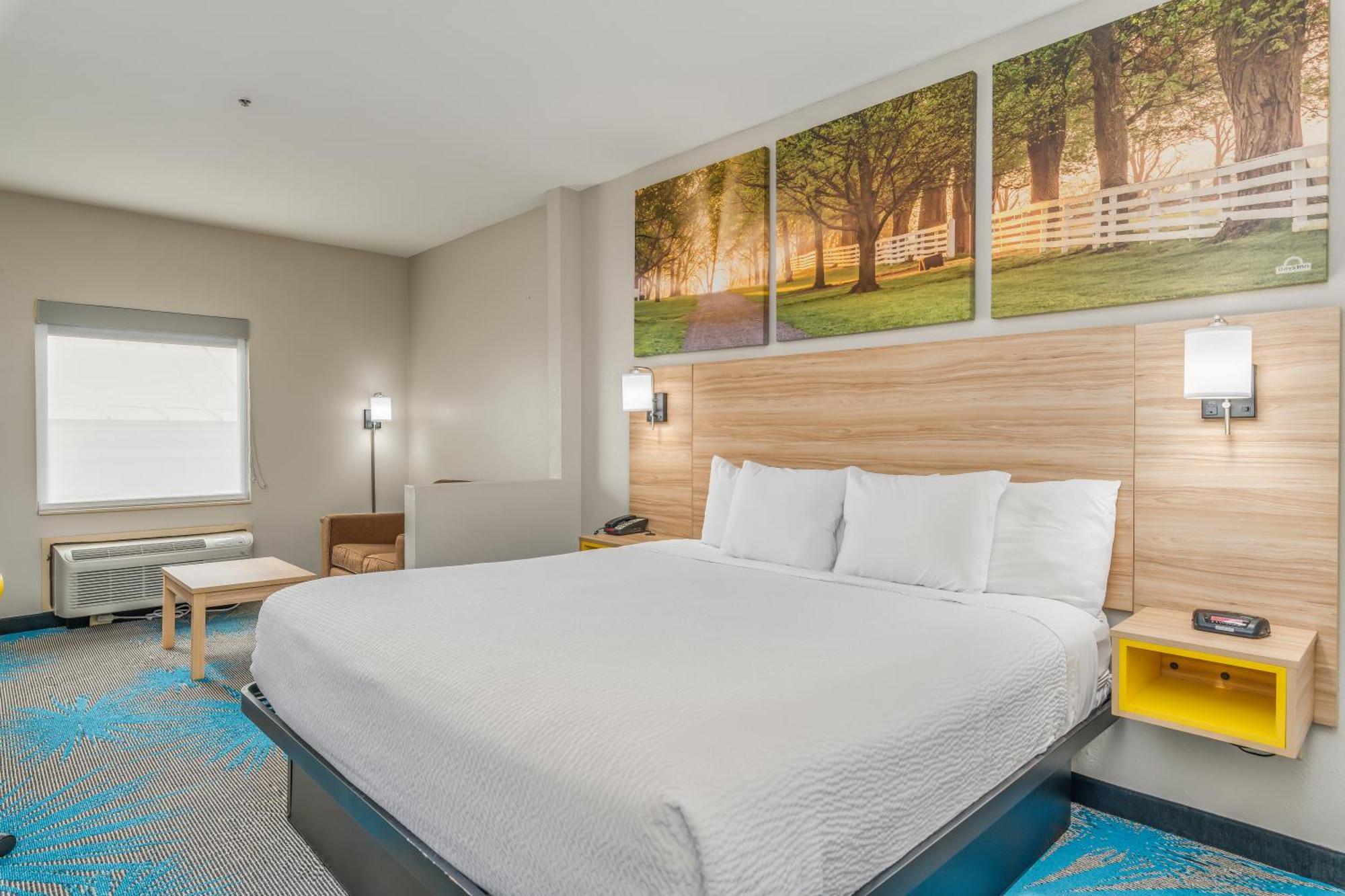Days Inn & Suites By Wyndham Prattville-Montgomery Zewnętrze zdjęcie